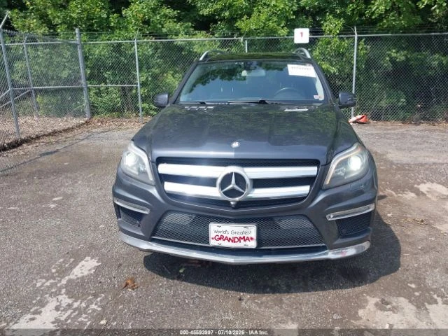 Mercedes-Benz GL 550 AMG* 4MATIC* HARMAN KARDON* ПОДГРЕВ* ОБДУХВАНЕ* ПА, снимка 9 - Автомобили и джипове - 55452319