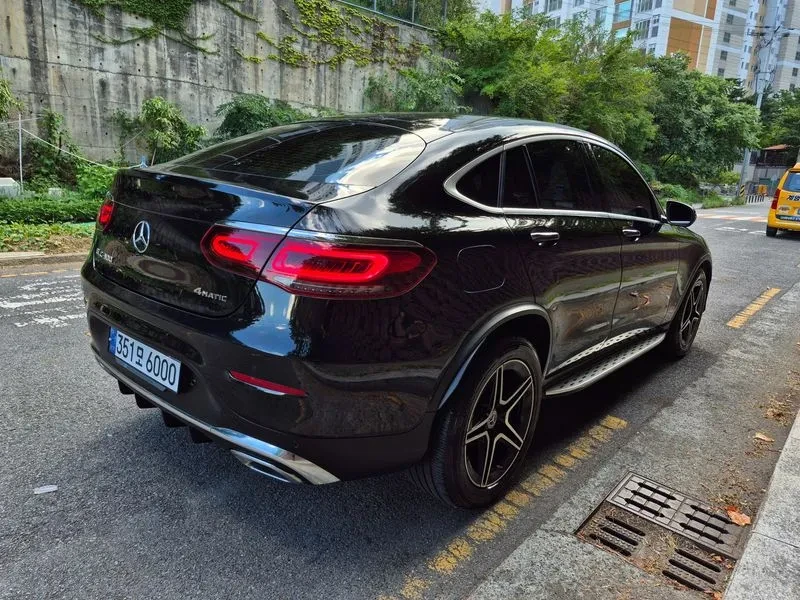 Mercedes-Benz GLC COUPE | AMG PKG | 4MATIC, снимка 6 - Автомобили и джипове - 55454447