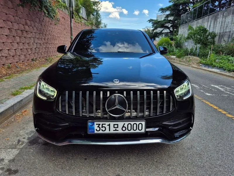 Mercedes-Benz GLC COUPE | AMG PKG | 4MATIC, снимка 3 - Автомобили и джипове - 55454447
