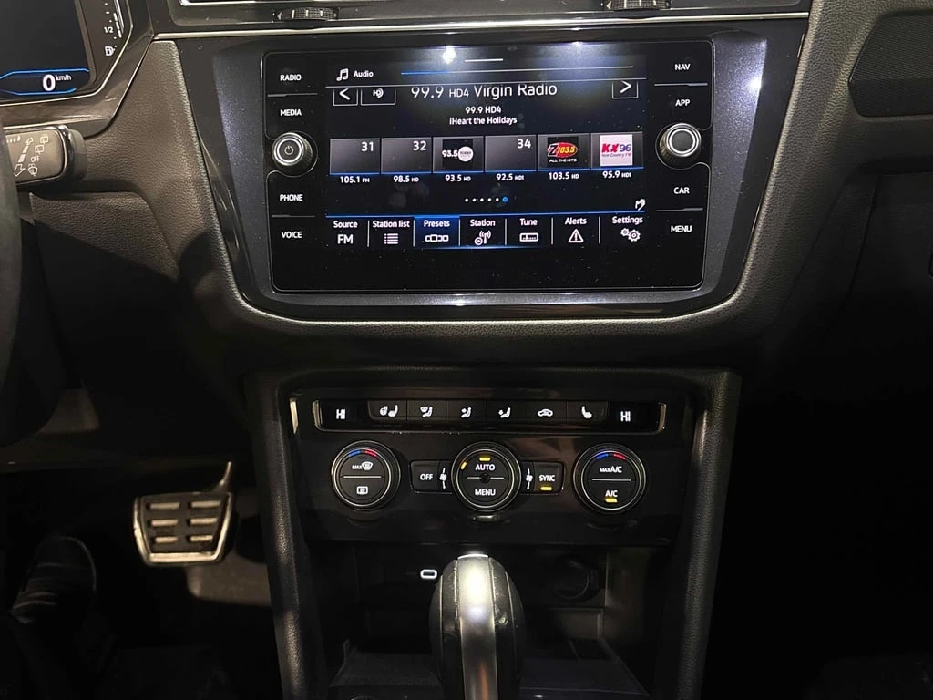 VW Tiguan * Highline * CARFAX * БЕЗ ПЪРВОНАЧАЛНА ВНОСКА - изображение 9