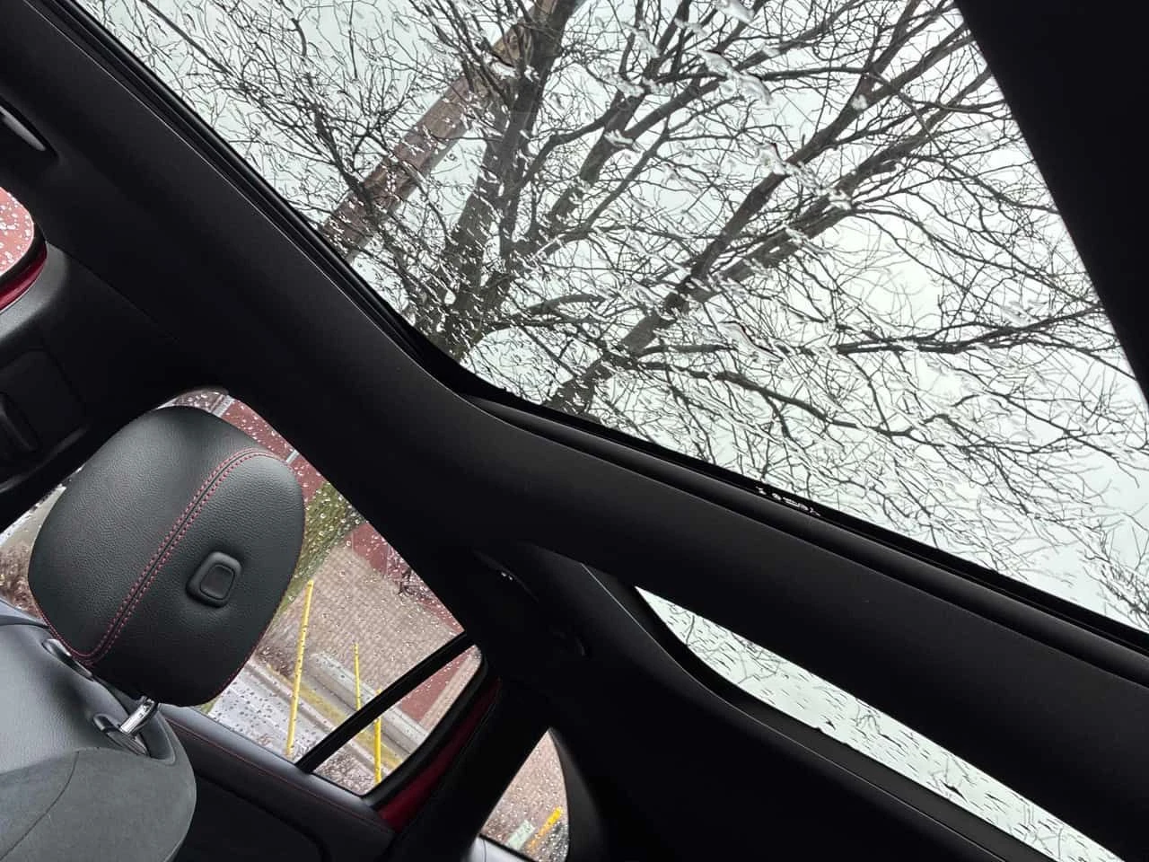 Mercedes-Benz GLA 220 /ПАНОРАМА/ПОДГРЕВИ/360 КАМЕРИ , снимка 13 - Автомобили и джипове - 54185600