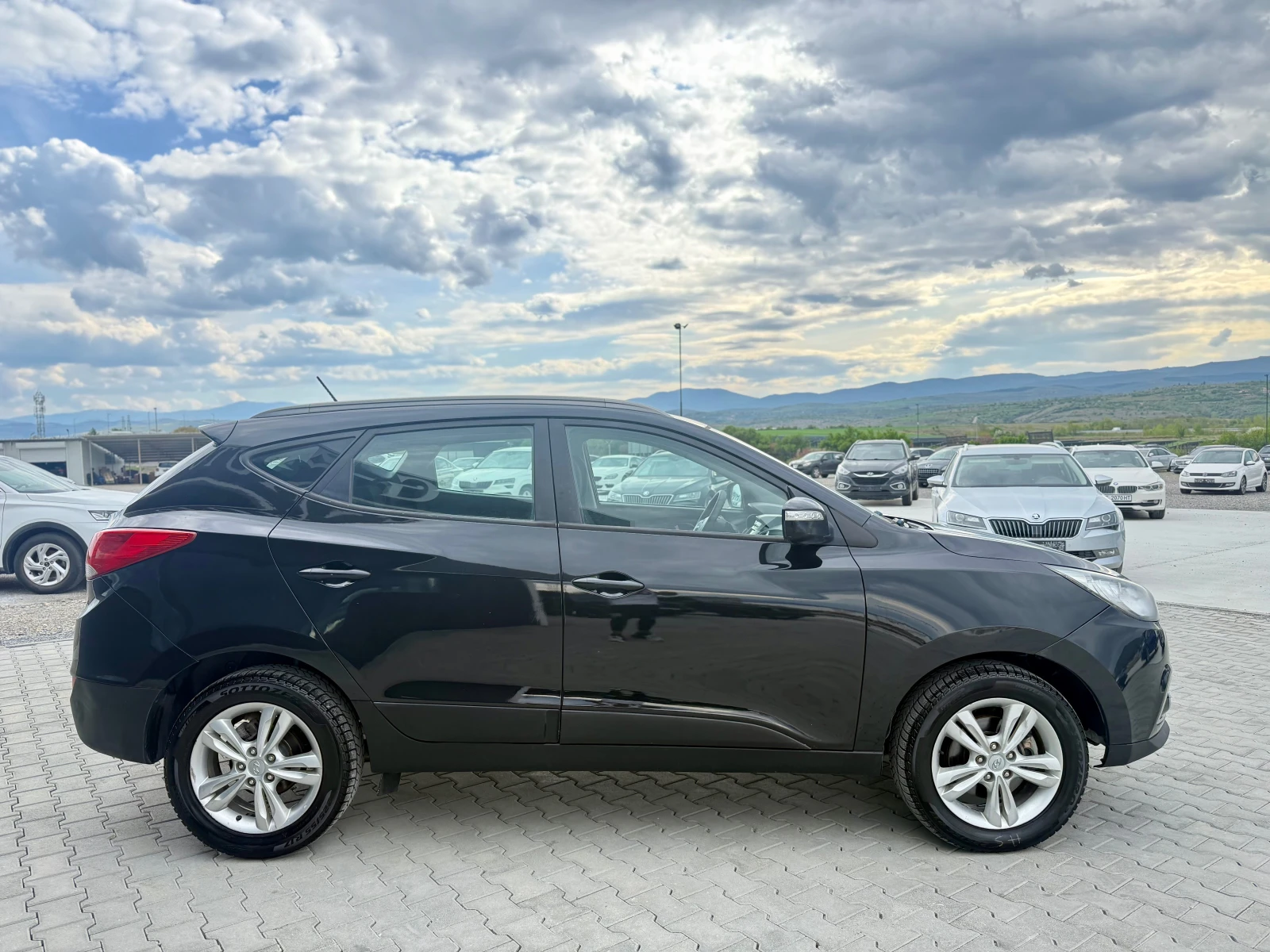 Hyundai IX35 2.0crdi 136 ks Собствен лизинг !!!, снимка 4 - Автомобили и джипове - 54259790