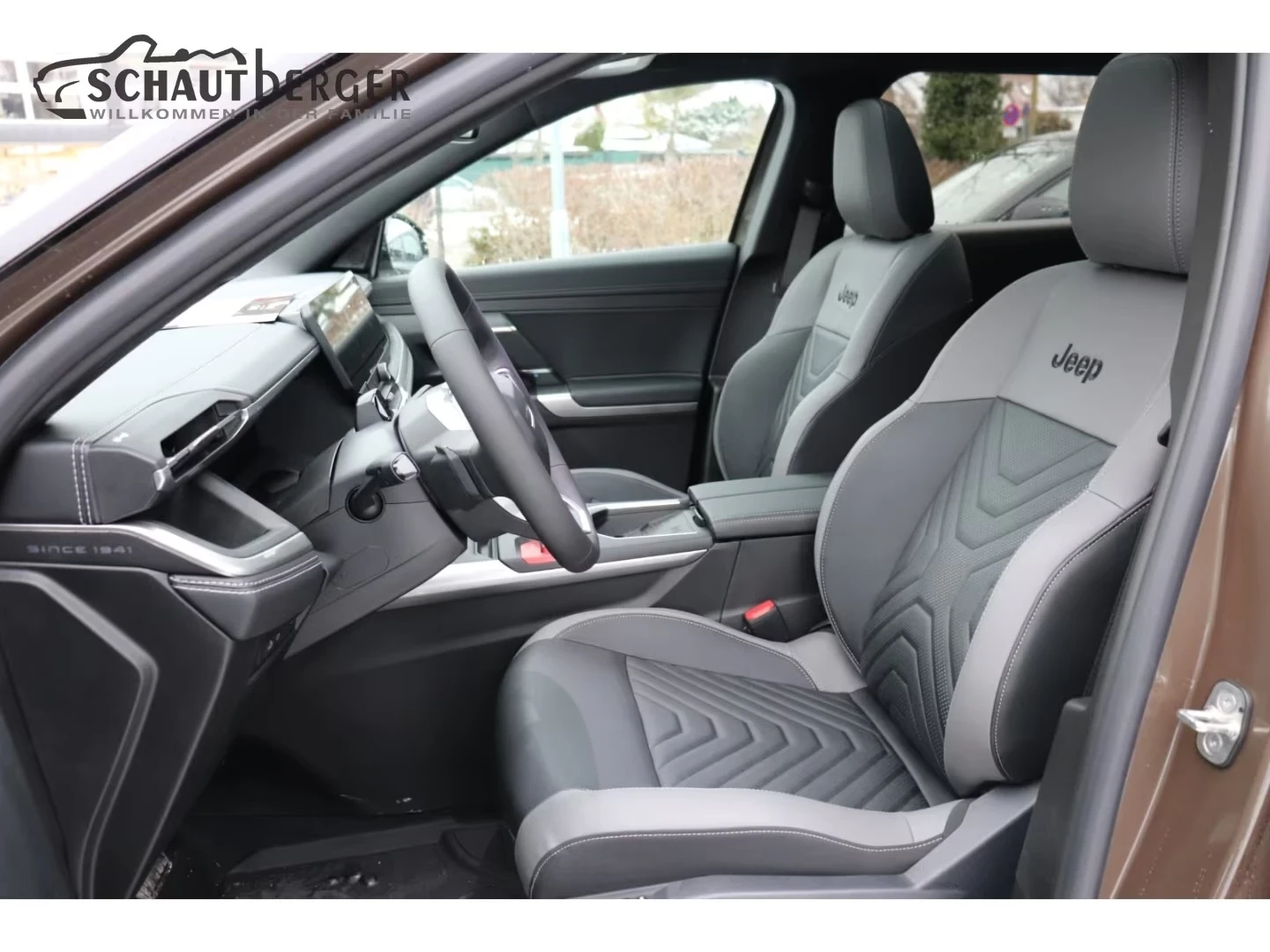 Jeep Compass Elektro Premium HuD 360 Panorama Winter Pack, снимка 8 - Автомобили и джипове - 54292419