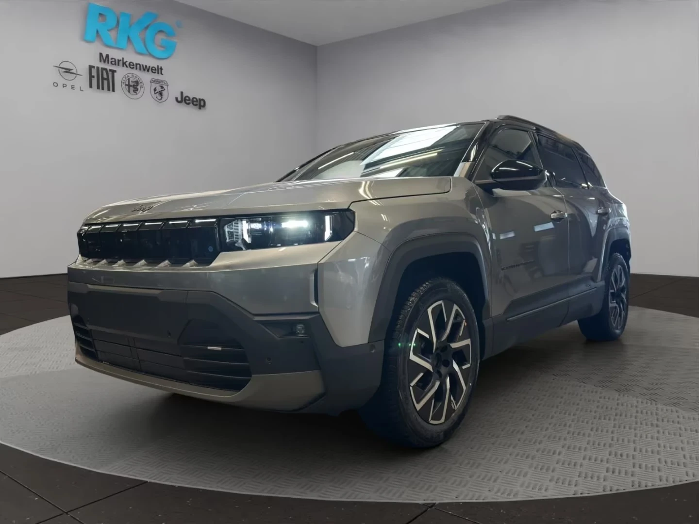 Jeep Compass Elektro Premium HuD 360 Panorama Winter Pack