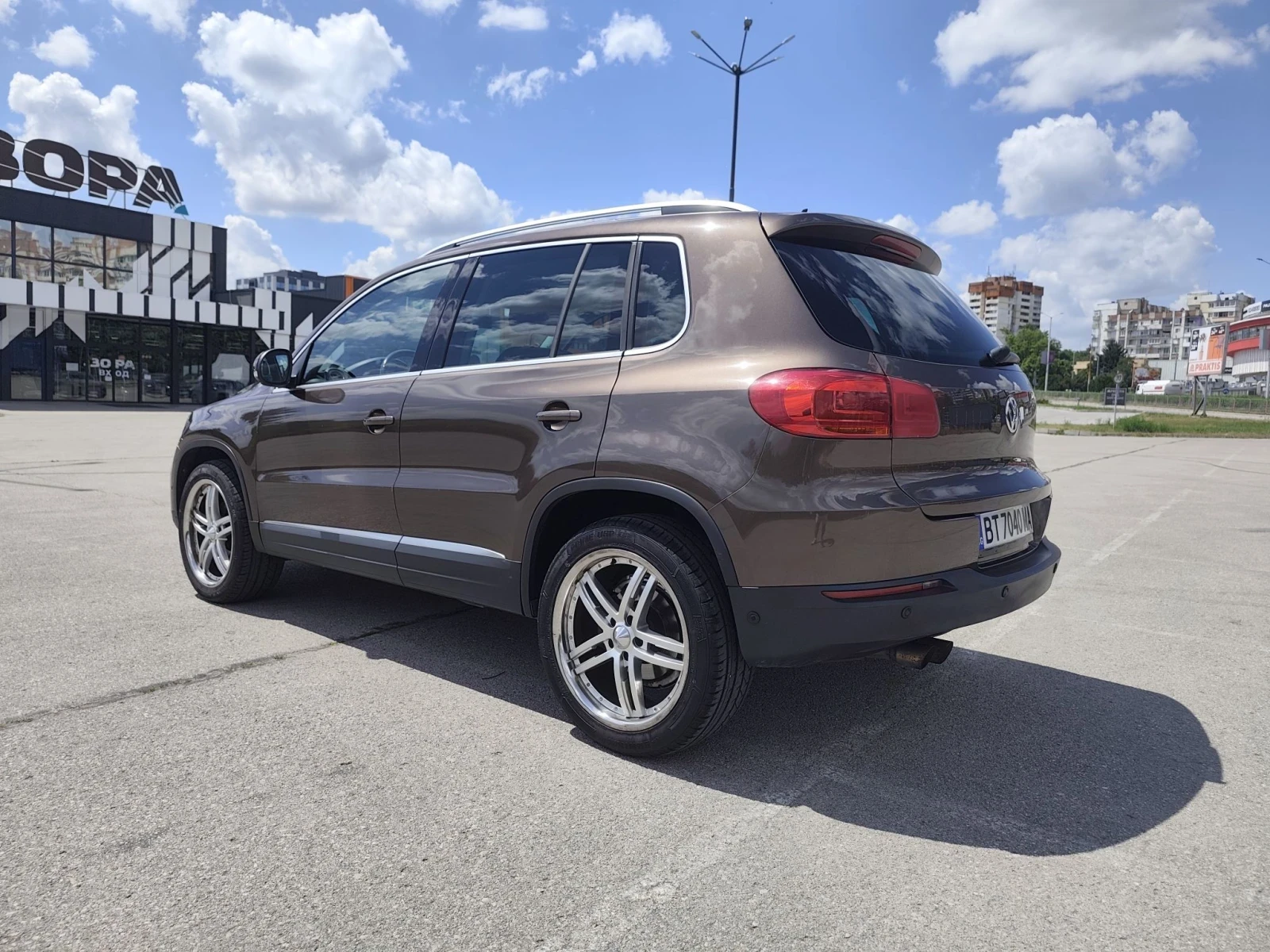 VW Tiguan TFSI, снимка 6 - Автомобили и джипове - 56715205