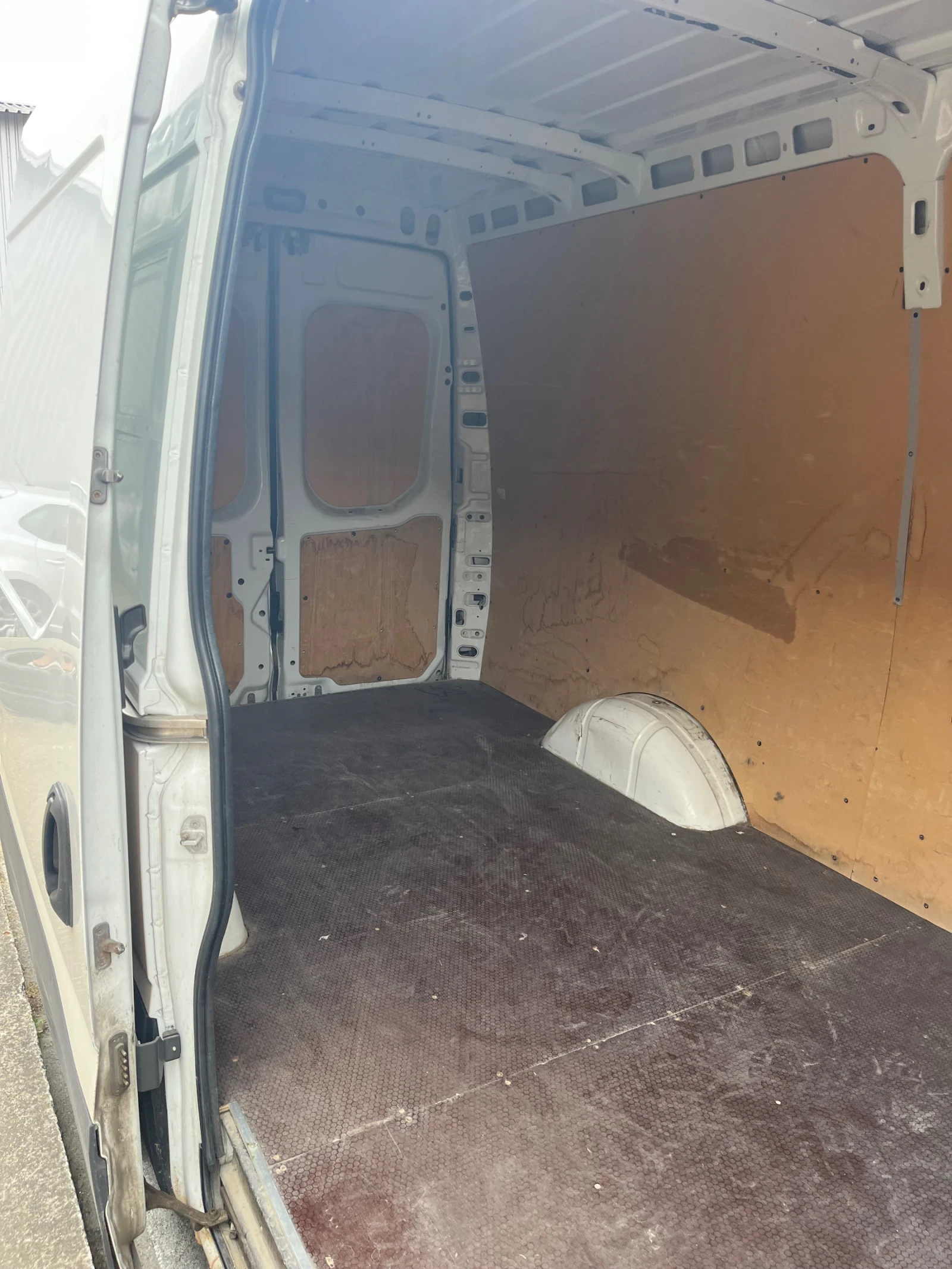 Iveco 35c15, снимка 6 - Бусове и автобуси - 54751062