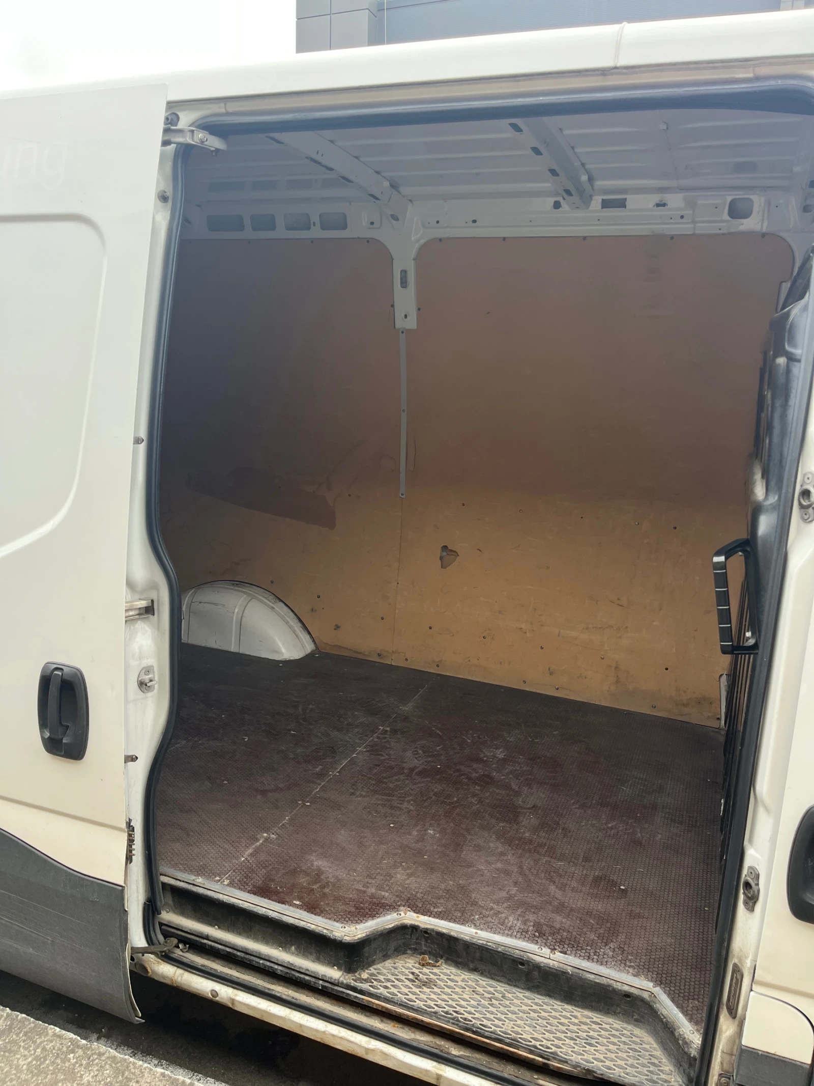 Iveco 35c15, снимка 4 - Бусове и автобуси - 54751062