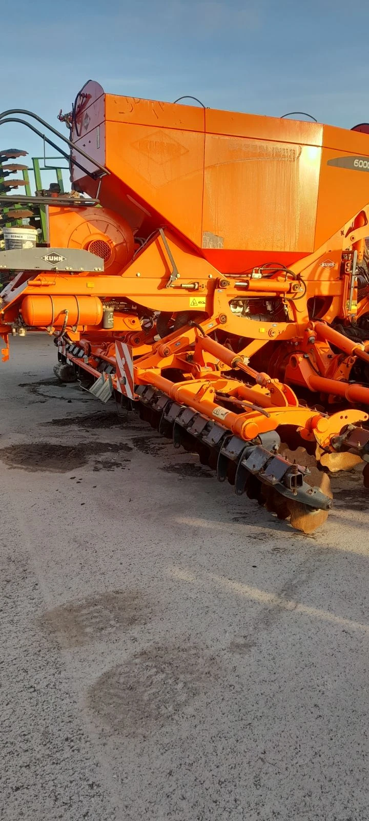 Сеялка KUHN KUHN SPEEDLINER 6000- 2011