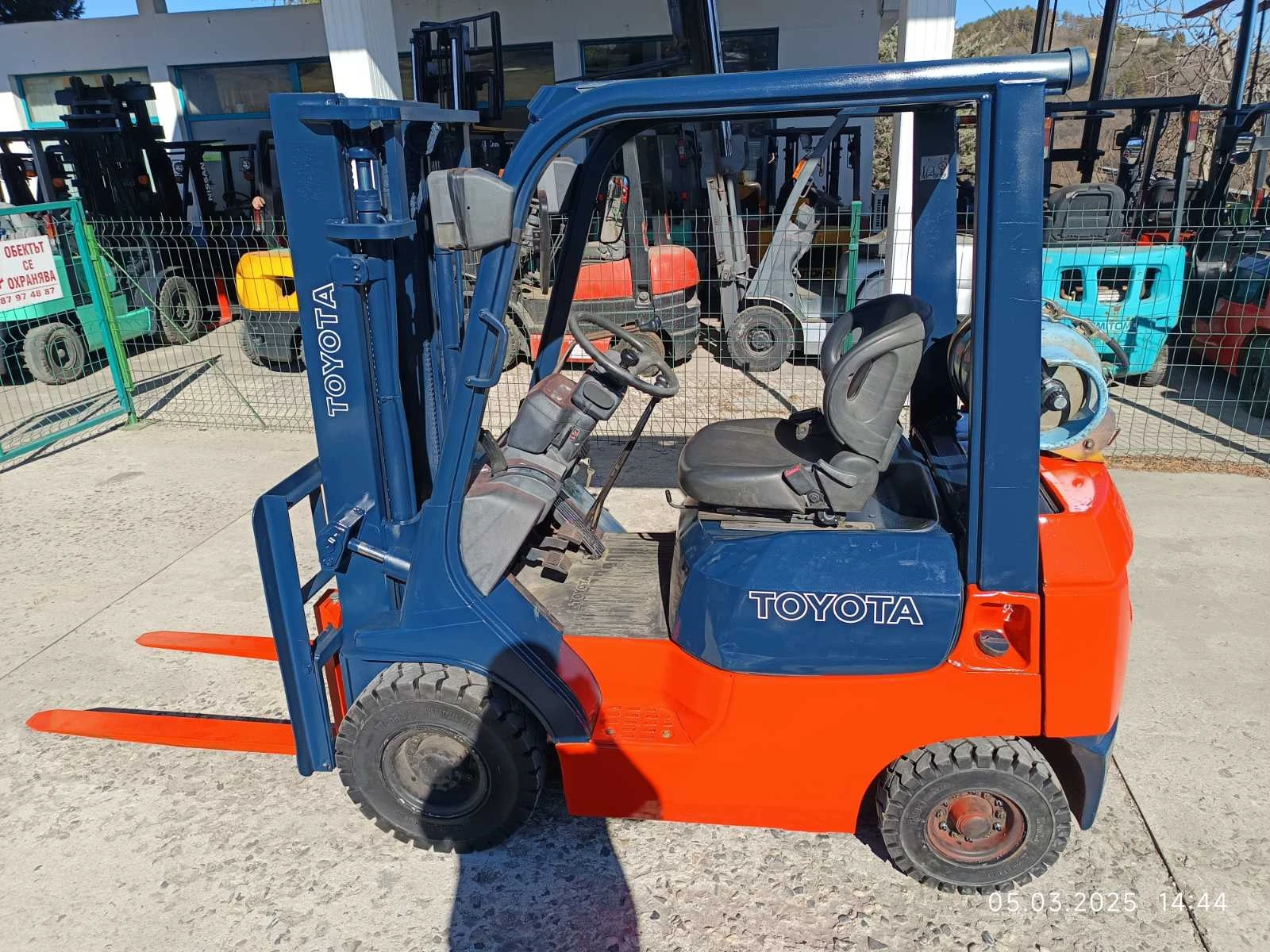  Toyota     | Mobile.bg   3