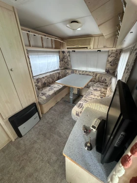 Каравана Burstner 4261, снимка 8