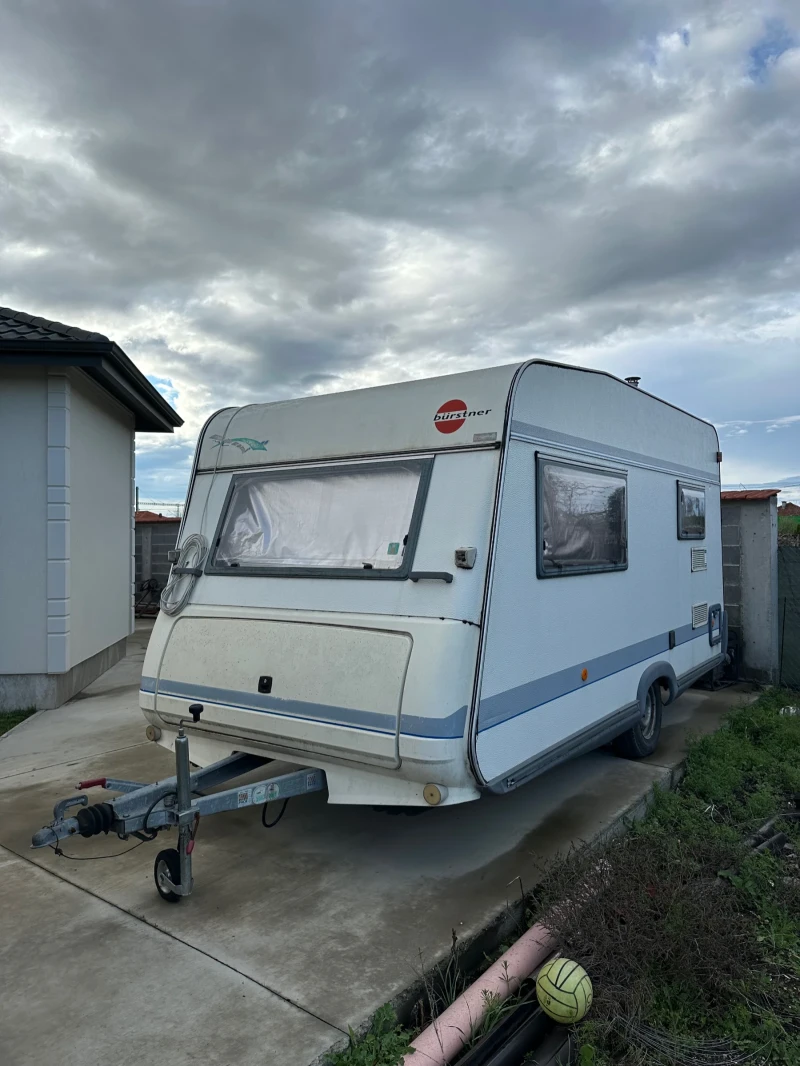 Каравана Burstner 4261, снимка 5 - Каравани и кемпери - 52712793