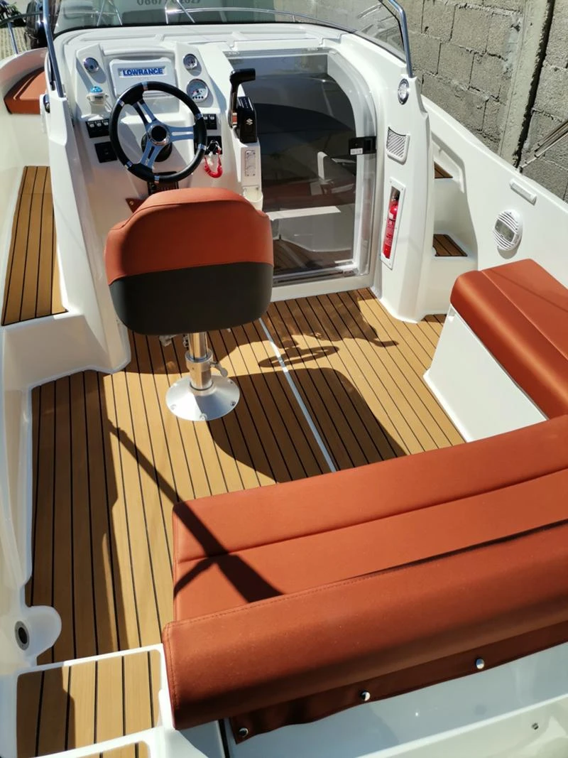 Лодка Собствено производство MeggaCraft 620 Sundeck - изображение 9