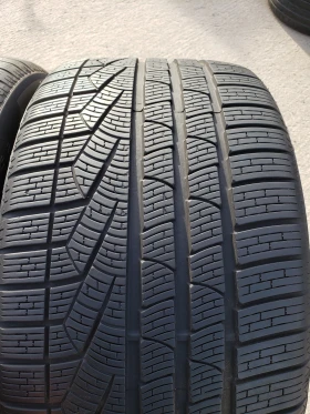 Гуми Зимни 285/35R20, снимка 1