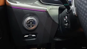 Mercedes-Benz C 300 * AMG* ПОДГРЕВ* ОБДУХВАНЕ* 360* ПАНОРАМА* HEAD-UP*, снимка 16