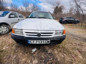 Opel Astra, снимка 3