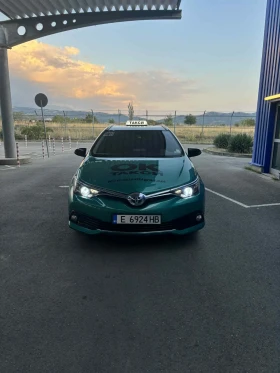Toyota Auris 1.8 hybrid , снимка 2
