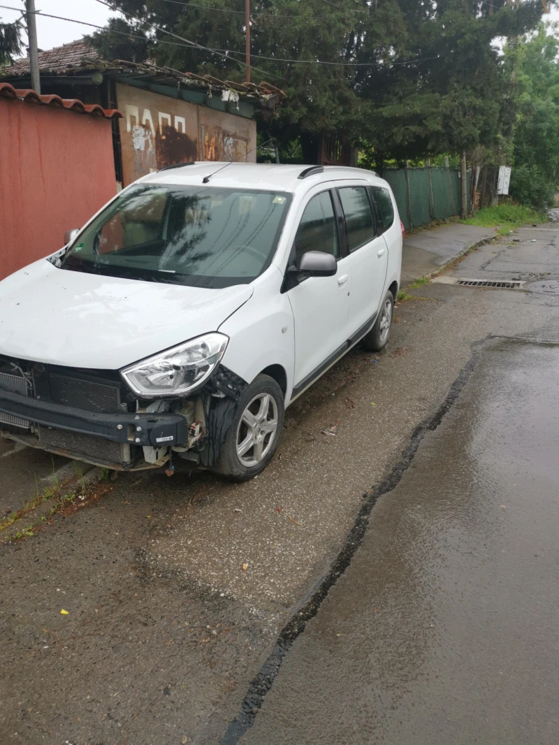 Dacia Lodgy 1.5 - 110, снимка 1 - Автомобили и джипове - 46762607