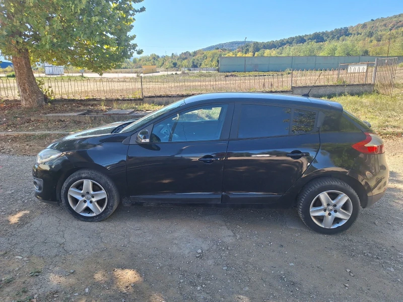 Renault Megane 1.5dci, снимка 2 - Автомобили и джипове - 44482767