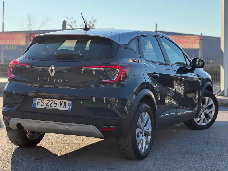 Renault Captur ГАРАНЦИЯ// Върнат от лизинг/ СЕРВИЗНА ИСТОРИЯ, снимка 3 - Автомобили и джипове - 47513018