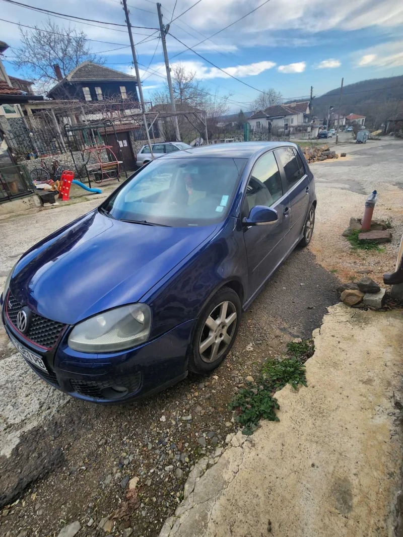 VW Golf, снимка 4 - Автомобили и джипове - 48640681