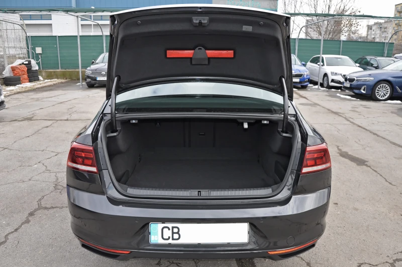 VW Passat 1.5 TSI (150кс) DSG Гаранционен!!!, снимка 14 - Автомобили и джипове - 48800269