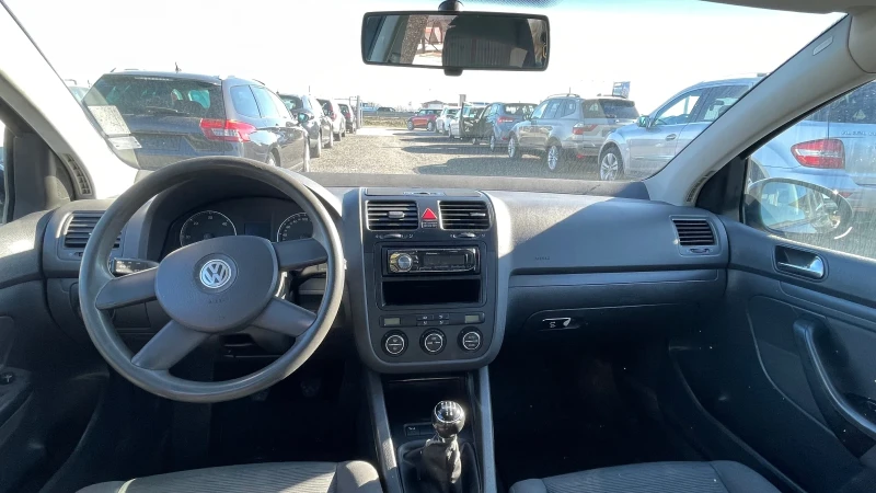 VW Golf, снимка 5 - Автомобили и джипове - 48853755