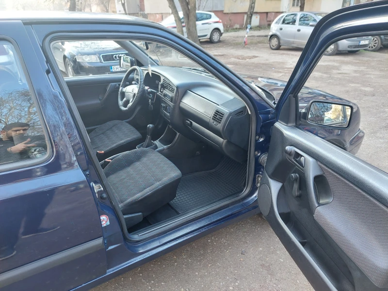 VW Golf, снимка 8 - Автомобили и джипове - 49198858