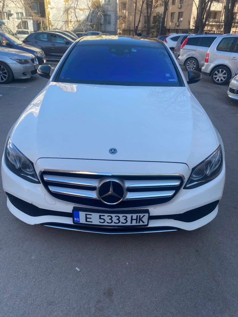 Mercedes-Benz E 200, снимка 1 - Автомобили и джипове - 49463023