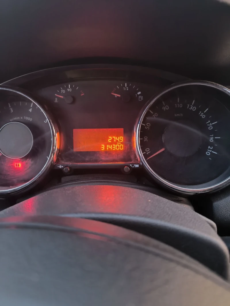 Peugeot 5008 Panorama , снимка 13 - Автомобили и джипове - 50628092