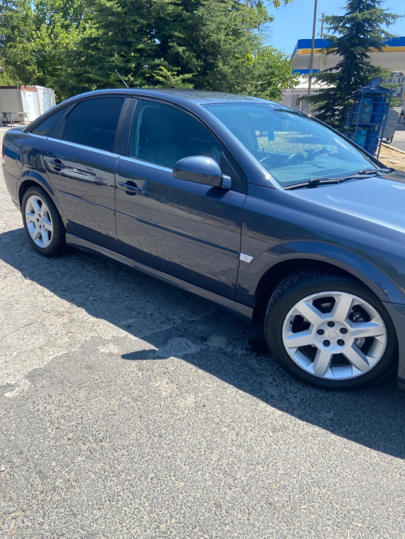 Opel Vectra GTS 2.2-16v Executive 155pk, снимка 2 - Автомобили и джипове - 50972980