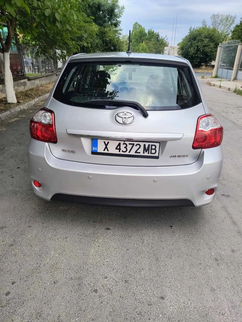Toyota Auris 1.4D4D, снимка 3 - Автомобили и джипове - 51250643