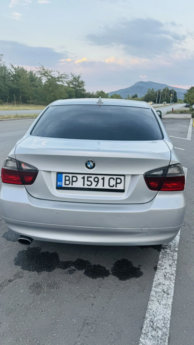 BMW 320, снимка 4 - Автомобили и джипове - 52358494