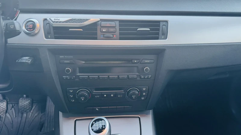 BMW 320, снимка 9 - Автомобили и джипове - 52358494