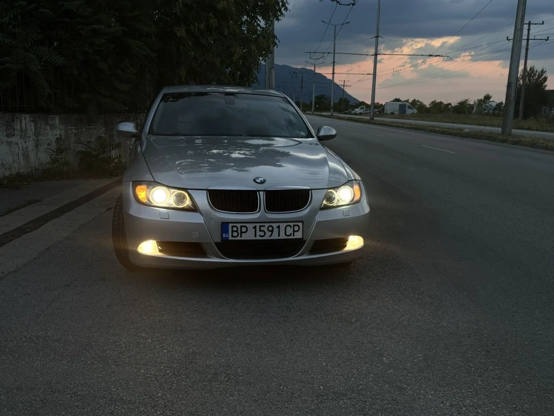 BMW 320, снимка 6 - Автомобили и джипове - 52358494