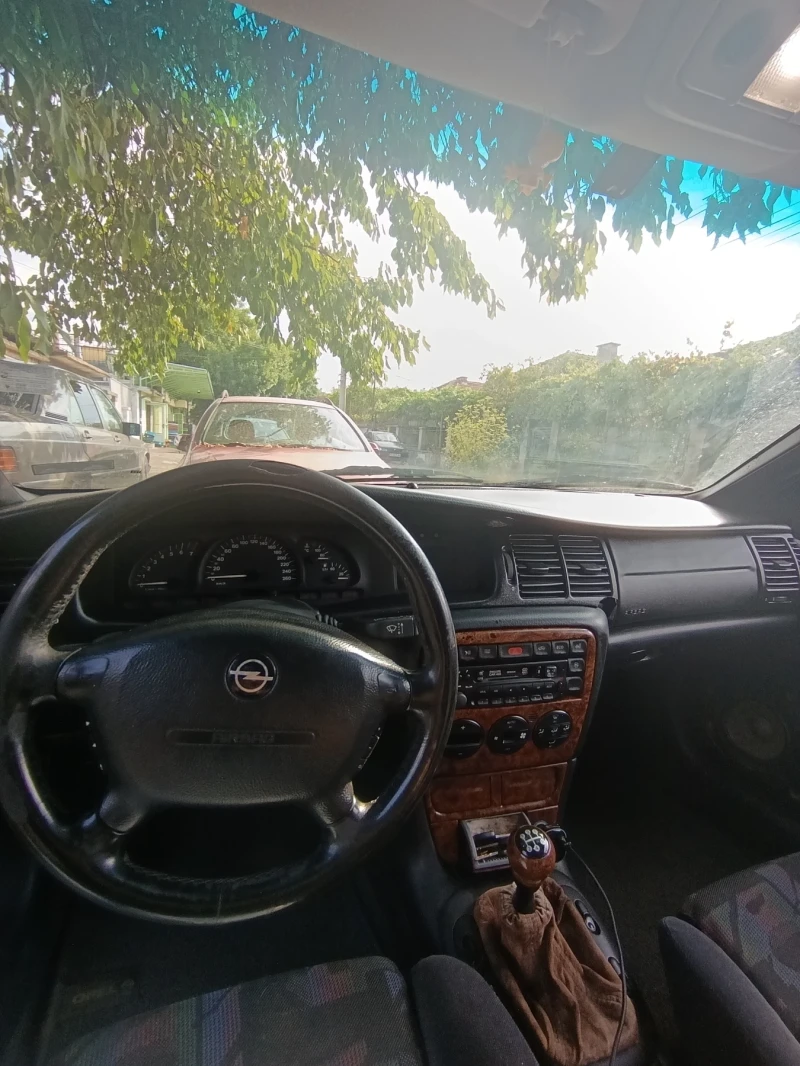 Opel Vectra 2.5 V6, снимка 8 - Автомобили и джипове - 51671904