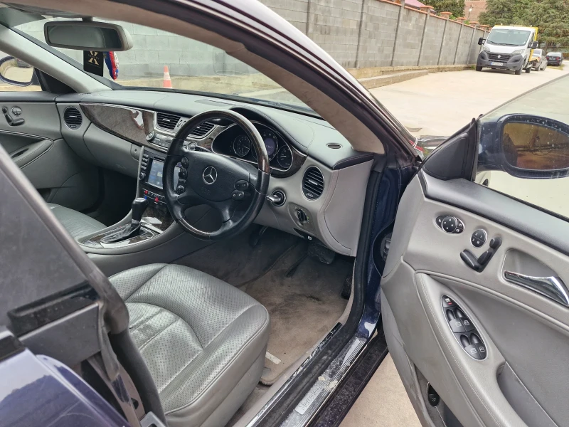 Mercedes-Benz CLS 500 FULL 7G-TRONIC, снимка 6 - Автомобили и джипове - 52529839