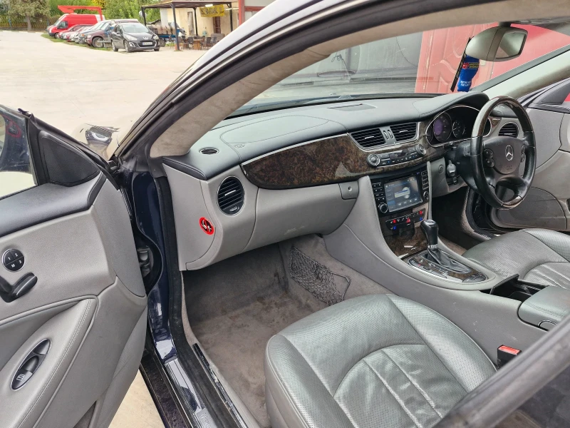 Mercedes-Benz CLS 500 FULL 7G-TRONIC, снимка 9 - Автомобили и джипове - 52529839