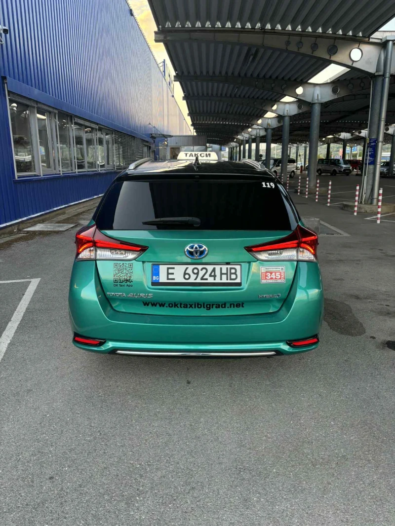 Toyota Auris 1.8 hybrid , снимка 7 - Автомобили и джипове - 52483133