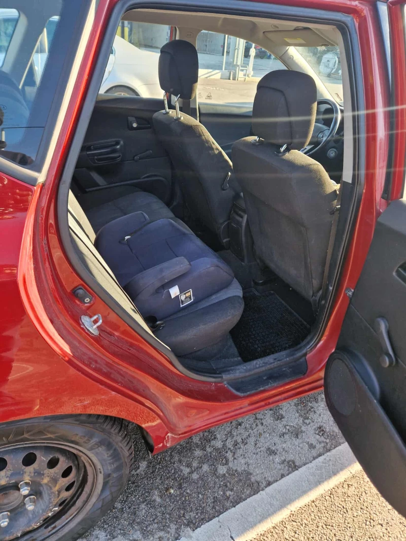 Kia Ceed CRDI , снимка 8 - Автомобили и джипове - 52535988