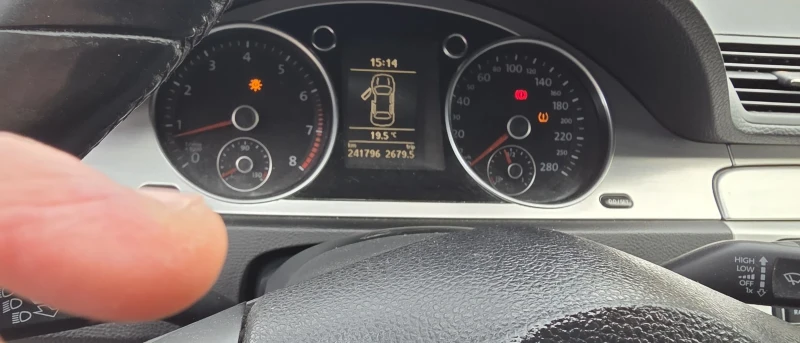 VW Passat Cc, снимка 12 - Автомобили и джипове - 52793719