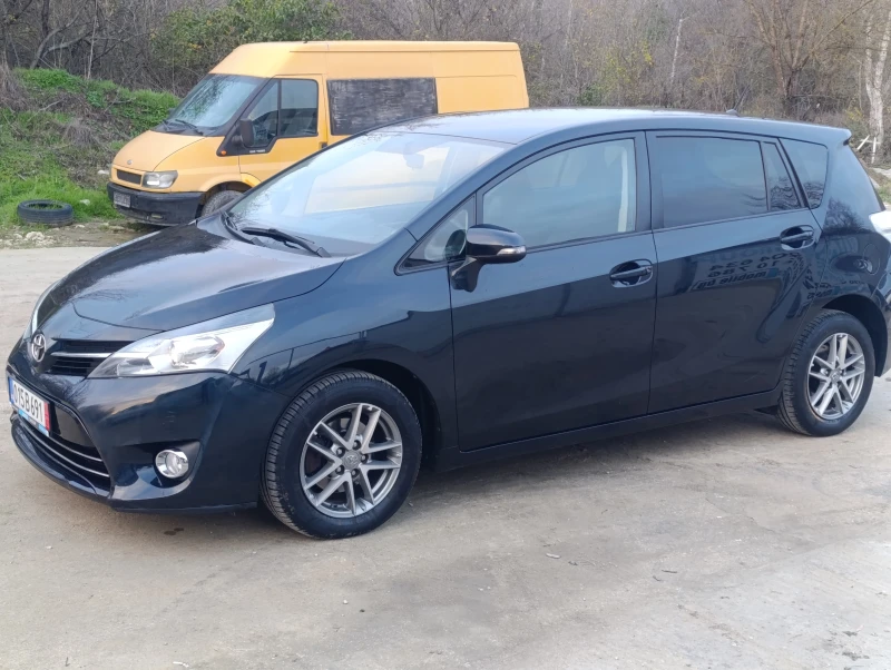 Toyota Verso 1.6D, снимка 6 - Автомобили и джипове - 52853995