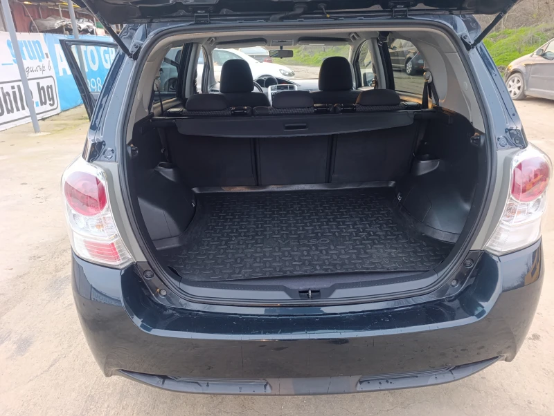 Toyota Verso 1.6D, снимка 13 - Автомобили и джипове - 52853995