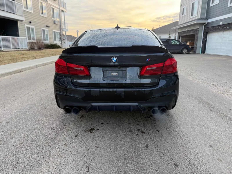 BMW M5 4.4L 8cyl AWD, снимка 7 - Автомобили и джипове - 53478954