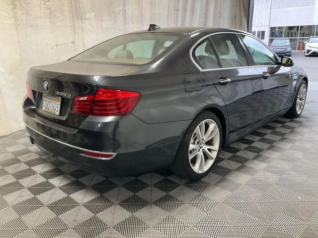 BMW 535 LUXURY LINE* Harman* обдух* Keyless* Подгрев* хедъ, снимка 3 - Автомобили и джипове - 48441340