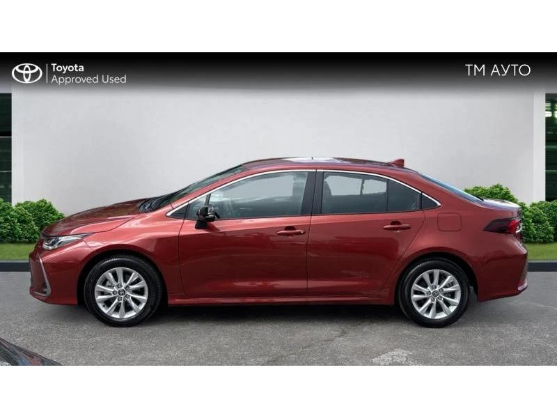 Toyota Corolla SDN 1.5 6MT EXECUTIVE MY25 - НОВА, снимка 3 - Автомобили и джипове - 54843923