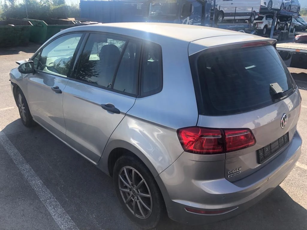 VW Golf Plus 1.2TSI - изображение 6