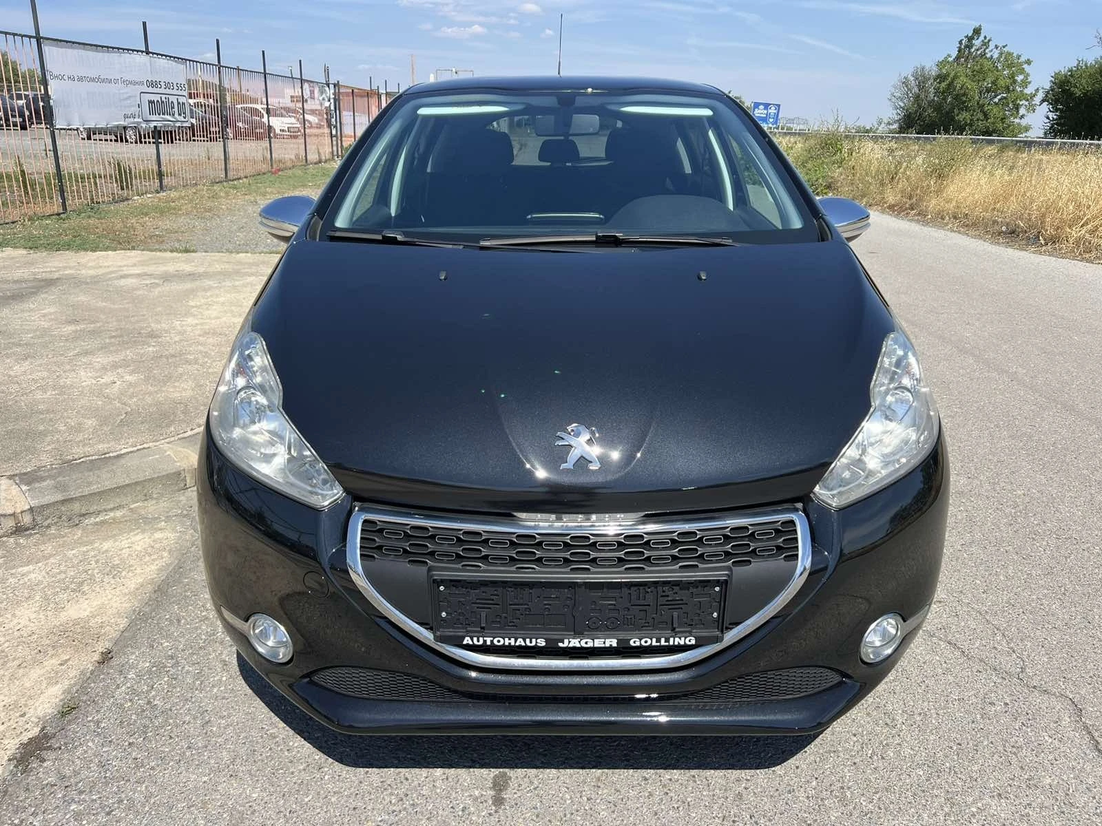 Peugeot 208 1.2 - [1] 