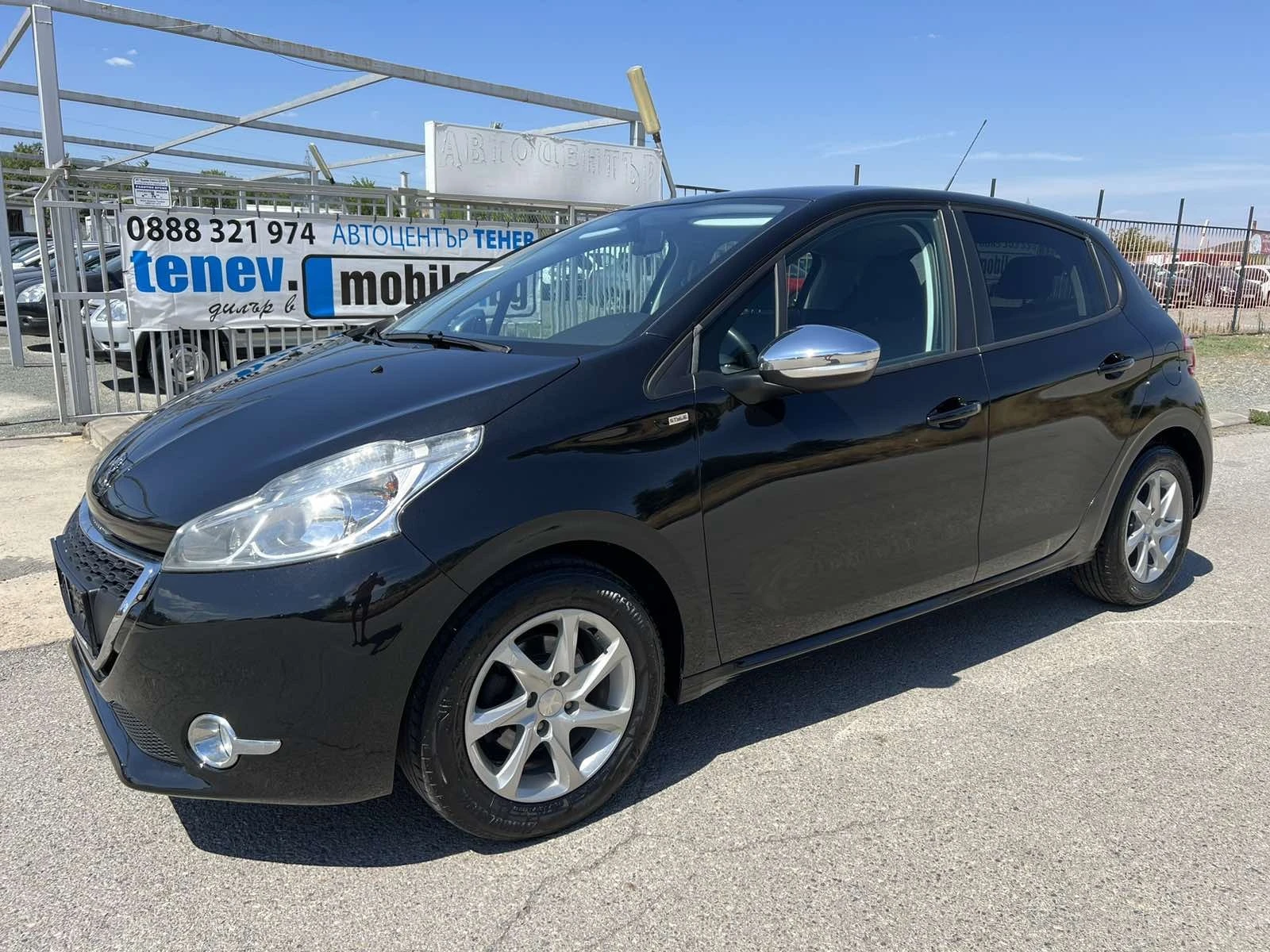 Peugeot 208 1.2 - изображение 3