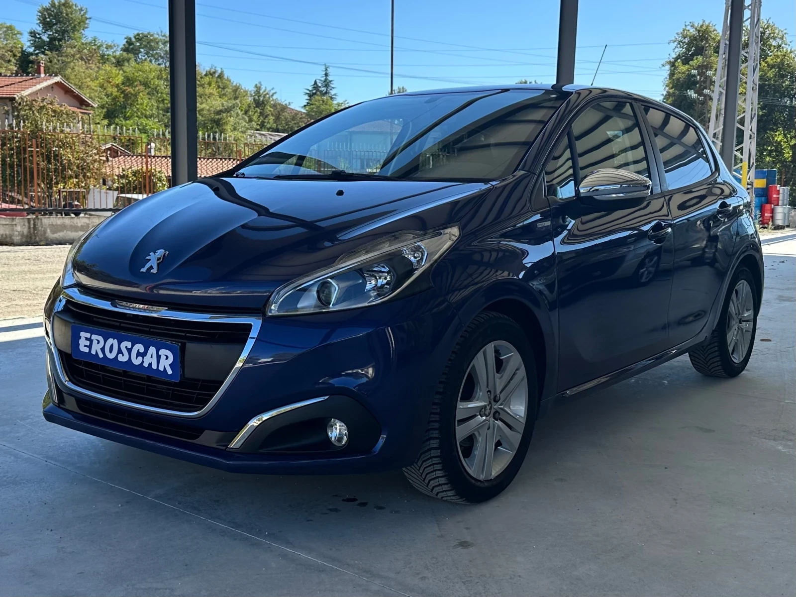 Peugeot 208 1.2 Vti Style/Service History/70, 000km!! - изображение 2