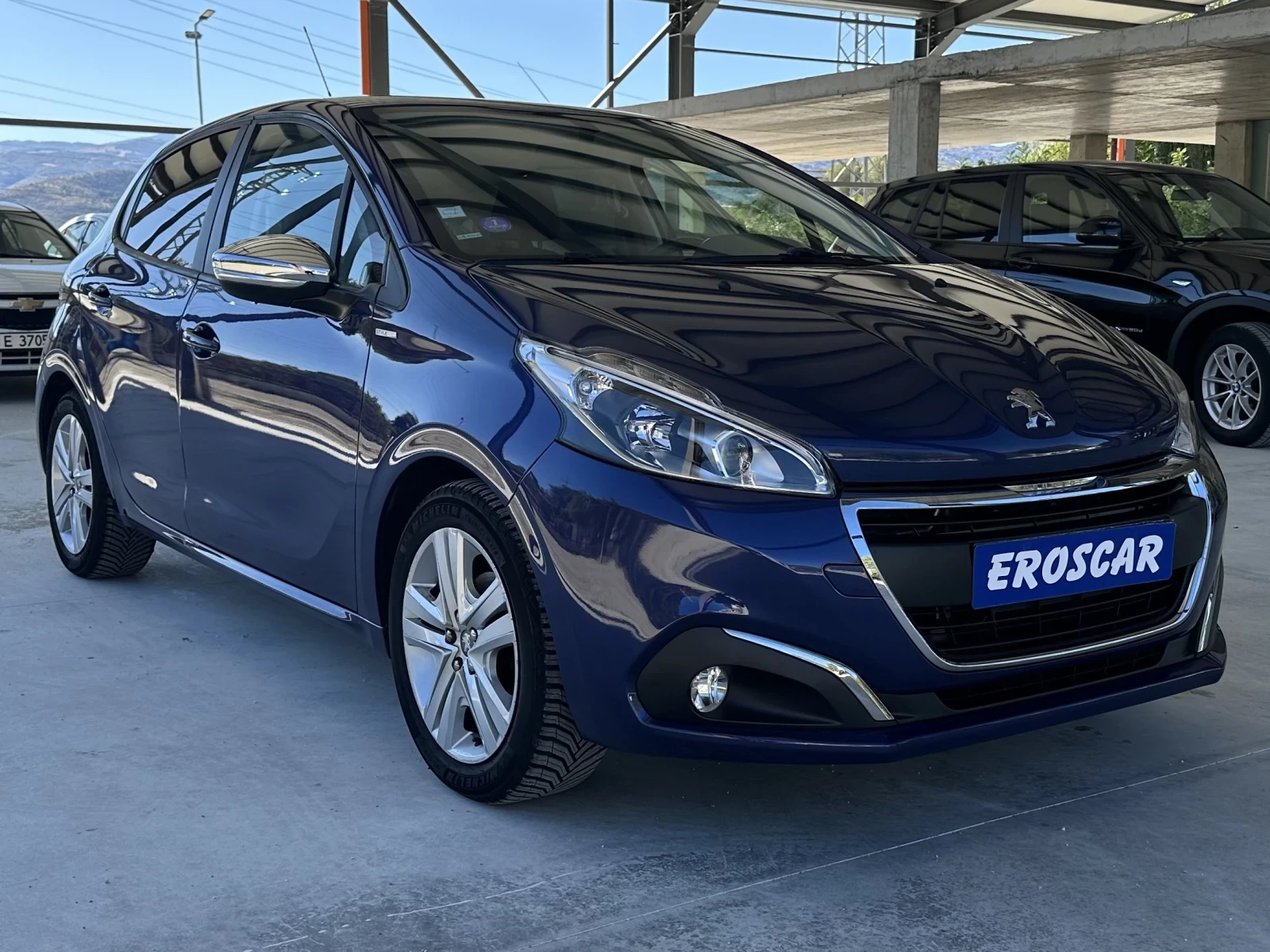 Peugeot 208 1.2 Vti Style/Service History/70, 000km!! - изображение 3